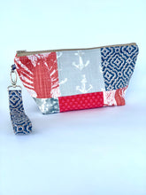 Load image into Gallery viewer, Wristlet #022
