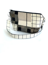 Load image into Gallery viewer, Wristlet #032
